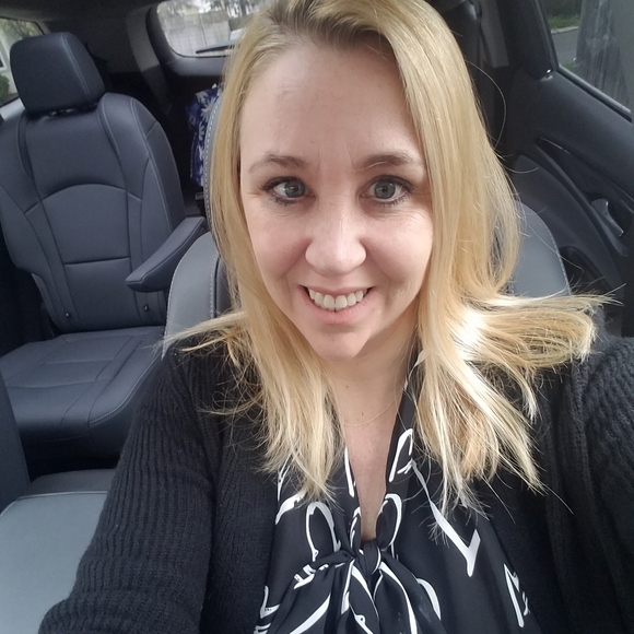 Meet your Posher, Sara - Picture 14 of 15